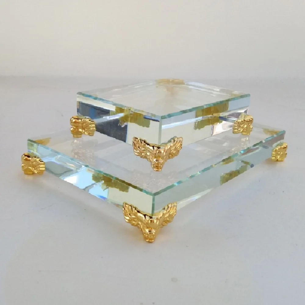 A Classic Crystal Display Stand, A Crystal Glass Golden Base Jewelry Gemstone Display Board,Suitable For Home Living Room Office