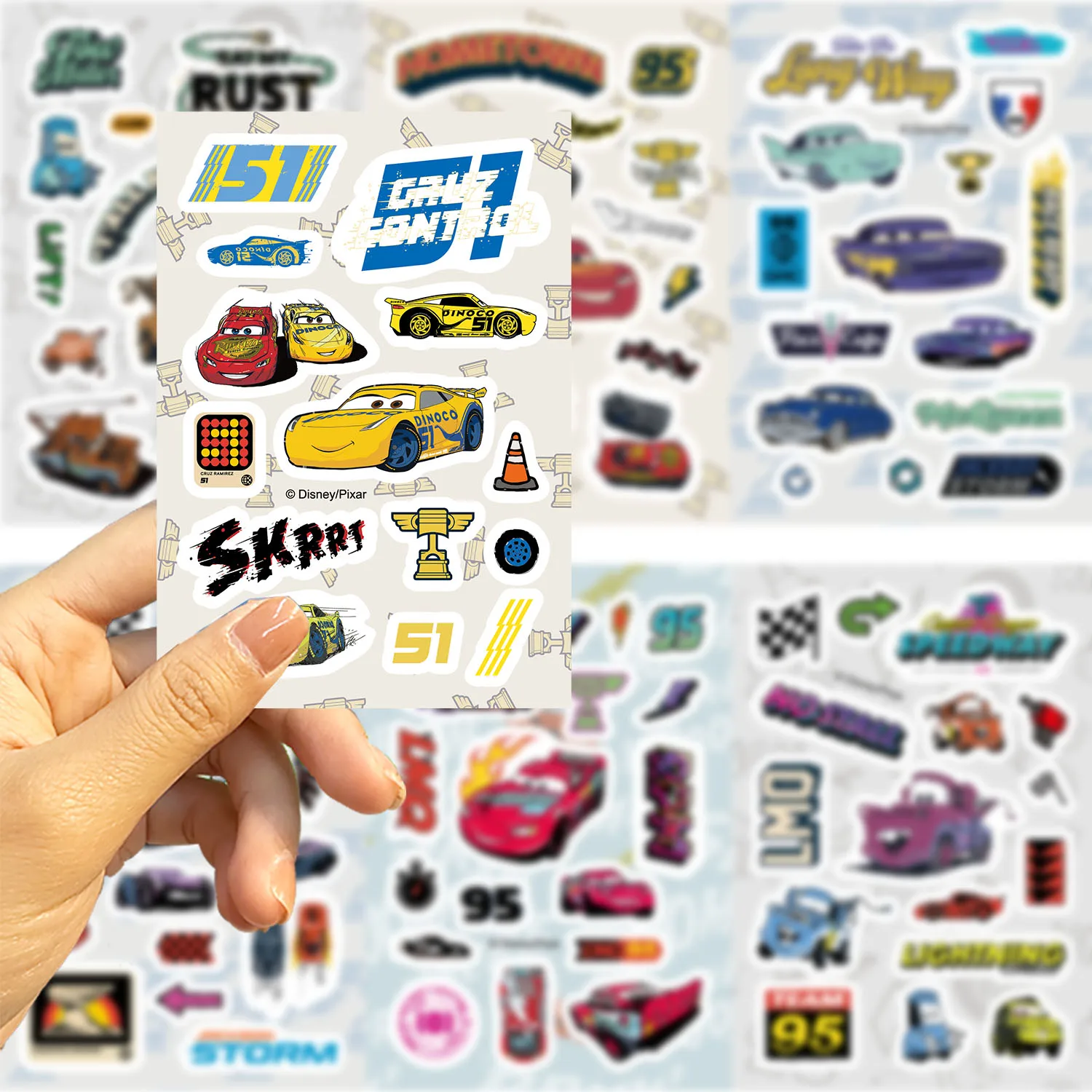 Disney 8 Stück Cars Collage Aufkleber Tagebuch Laptop Gepäck Skateboard Cartoon Aufkleber Spaß klassische Geschenkdekoration