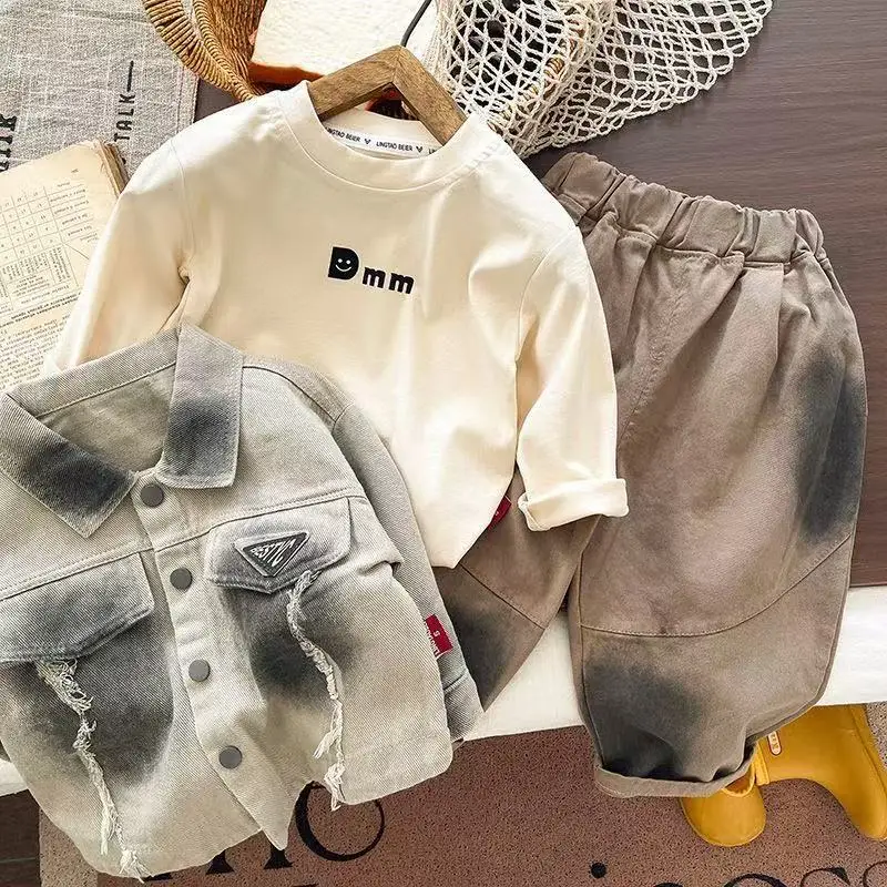 

Spring and Autumn Children's Set 2025 New Boys' Baby Denim Jacket+T-shirt+Pants Three piece Set 80-120cm