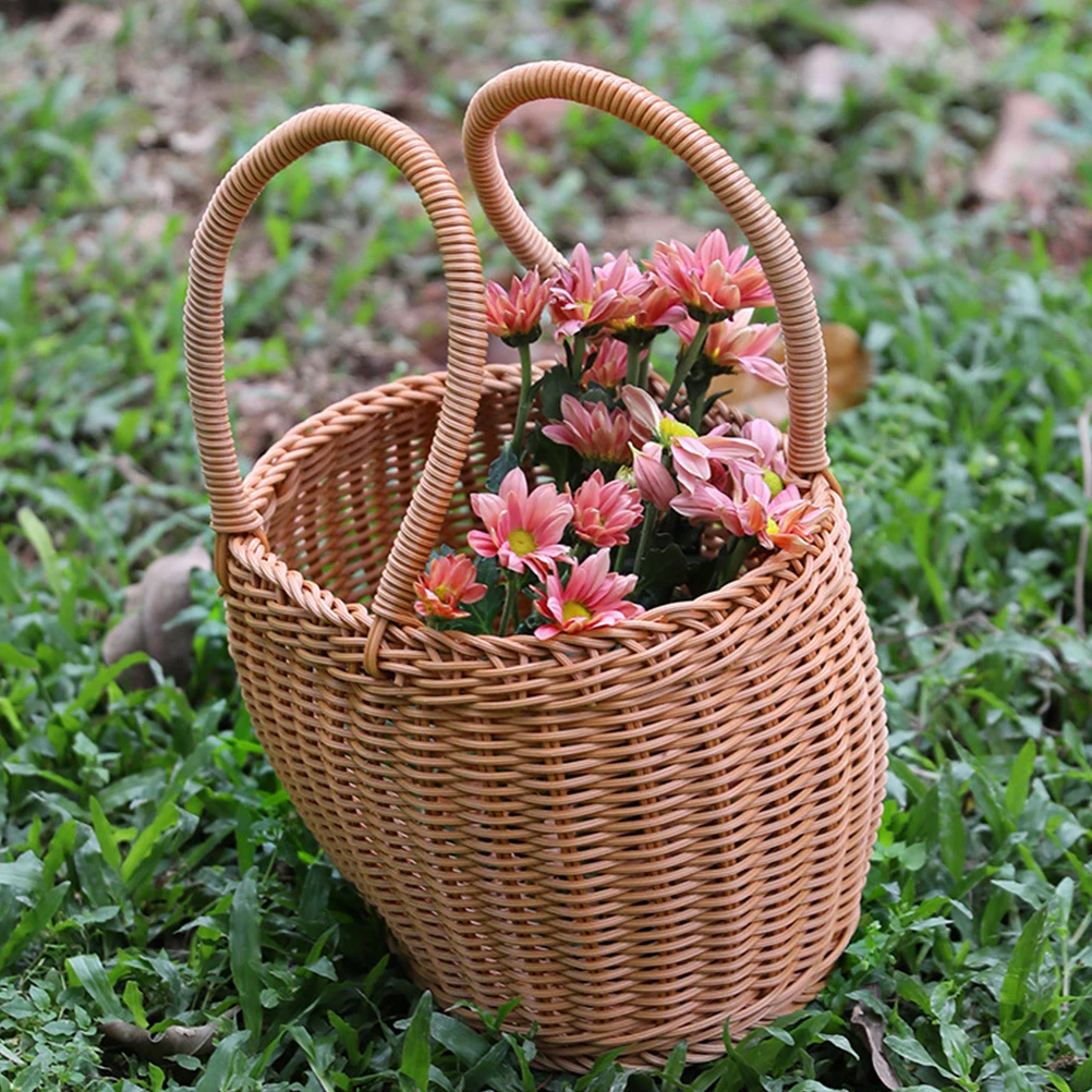 

Hand Woven Storage With Handle Decorative Picnic Reusable Plastic Fruit Basket Flower Holder Multi-Function Woven Basket