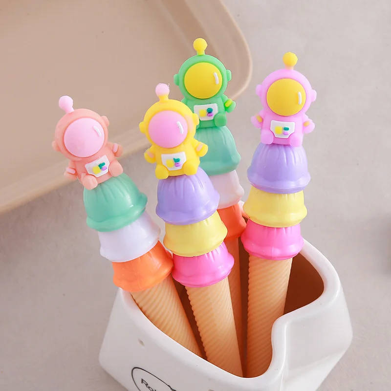 

50PCS creative astronaut neutral pen cartoon astronaut plastic water-based pen cute student stationery wholesale