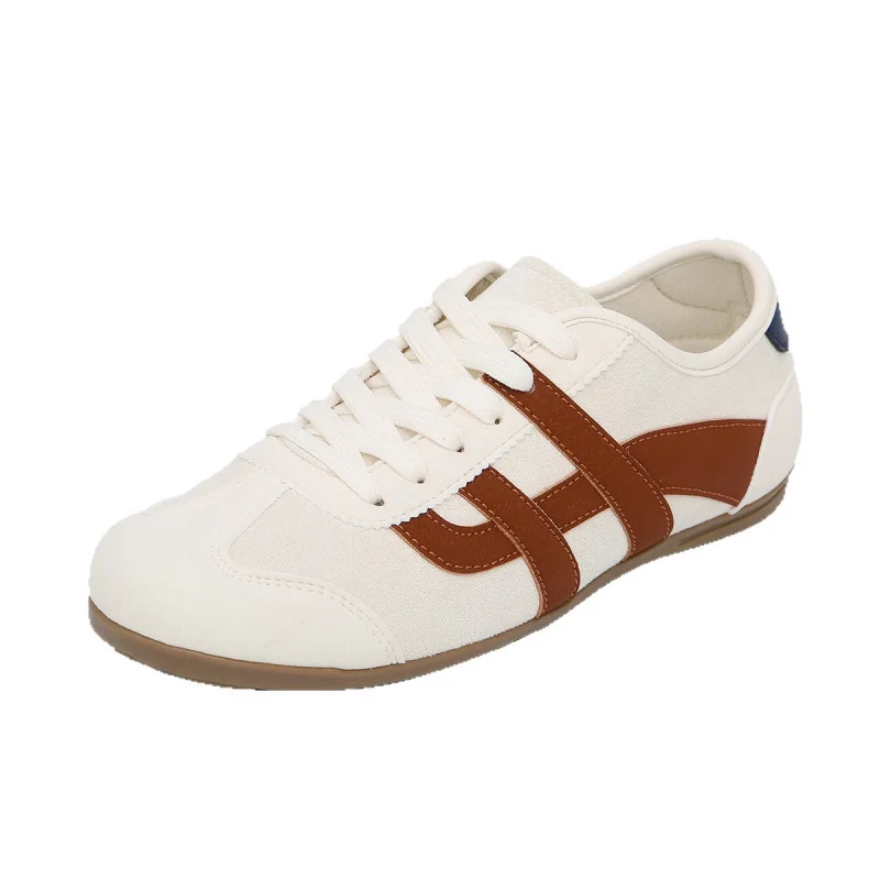 شعبية 2025 الخريف الرجعية موضة جديدة الاتجاه حذاء كاجوال بفتحات تهوية للنساء تنوعا الكورية نمط التخسيس أحذية تدريب