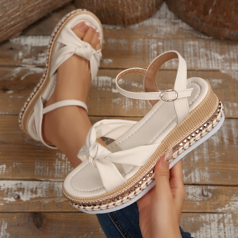 

2025 New Women's One Word Buckle Open Toe Sandals Summer Fashion Thick Bottom Casual Sandals