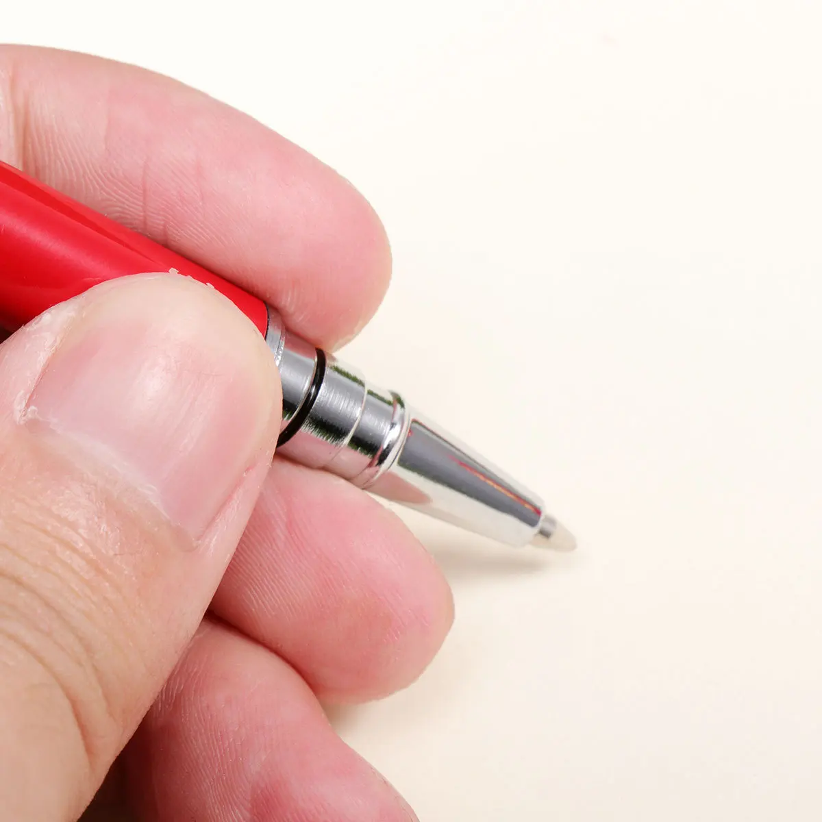 

Metal Touch Screen Pen Capacitive Handwriting Stylus for Smartphone and Computer Smooth Surface Warm Tip for Winter Use Red