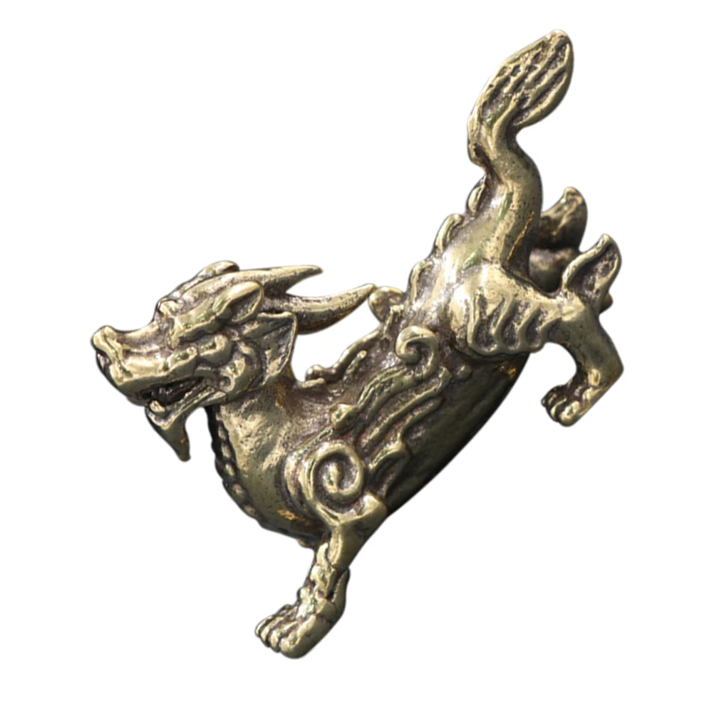 

1Pcs Exquisite Pixiu Ornament Artware Delicate Tea Pet Decor Pixiu Decor Tea Pet Adornment Desktop Adornment