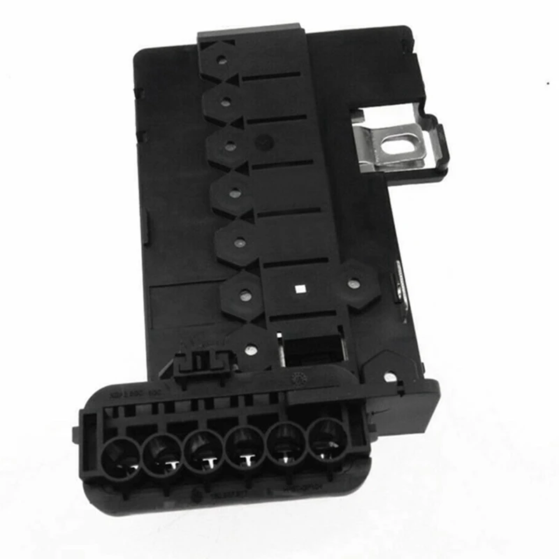 6R0937550A 6R0934617 Car Battery Circuit Fuse Box For Skoda Octavia Rapid Fabia VW Bora MK6 Polo UP Sangtana