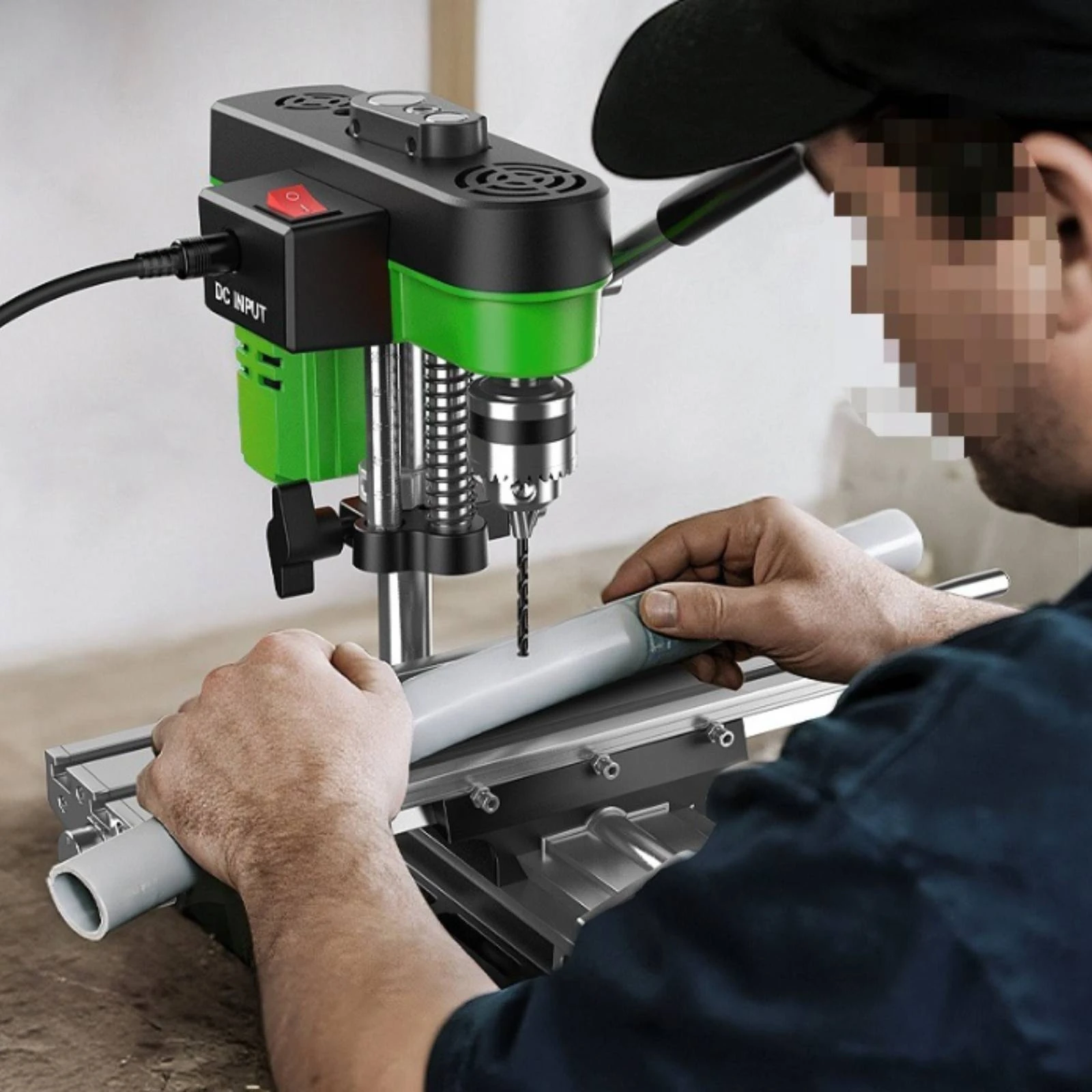Power Tools In Workshop - Mini-boormachine Multifunctionele werkbankboormachine Elektrisch gereedschap Verstelbare