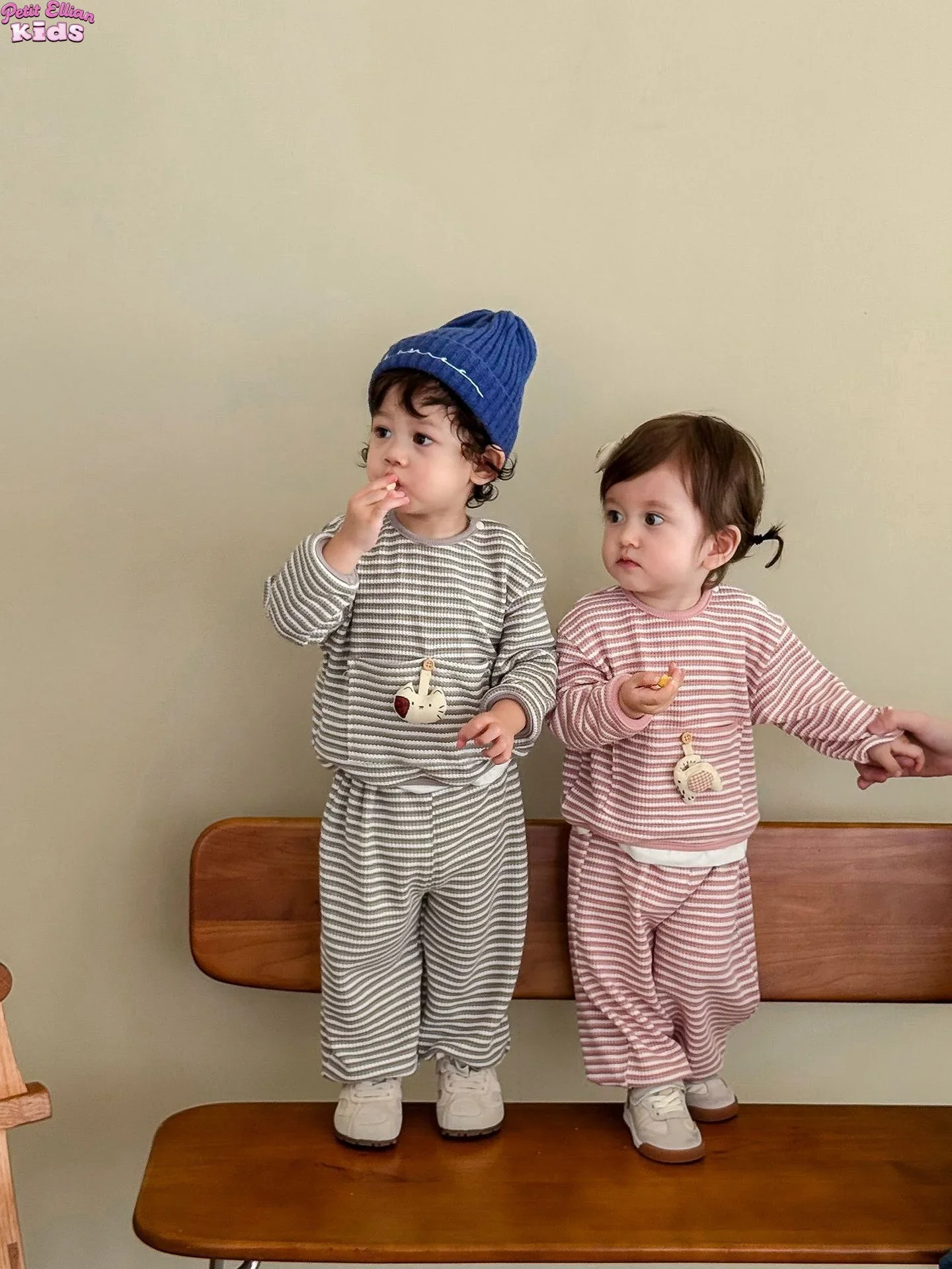 

Toddler Kids Clothes Girl 0-5Y Baby Boys Striped Outfit Sets Plush Toy Detail Sweatshirt and Lantern Pants Soft Adorable Wear