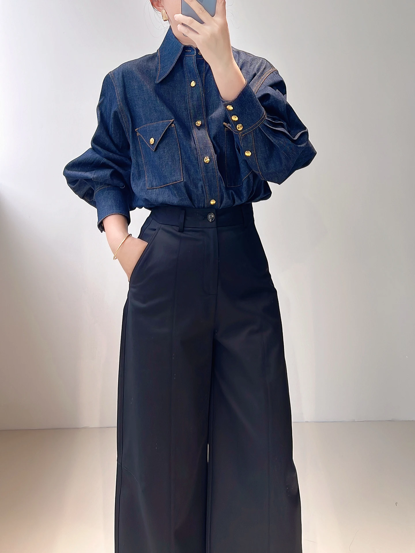 

Retro Sle Cotton Denim irt Women's Loose Fit Long Sve irt Gold Button Goods Clean Line Vintage Dungaree irt
