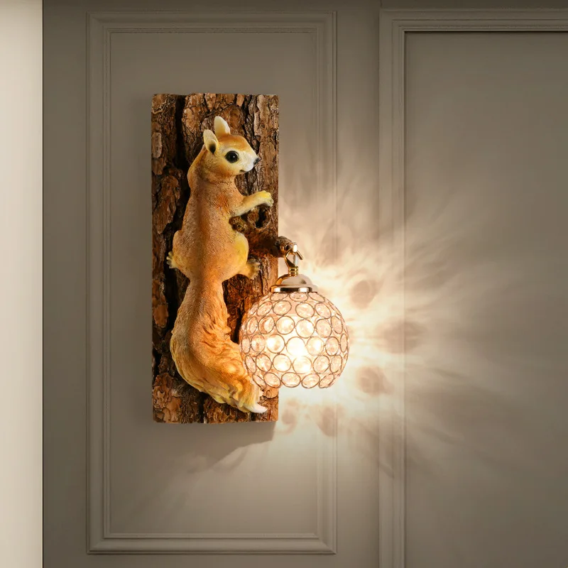 Nordic Creative Resin Squirrel Crystal Led Wall Lamp Vintage Loft Decor Sconces Bedroom Bedside