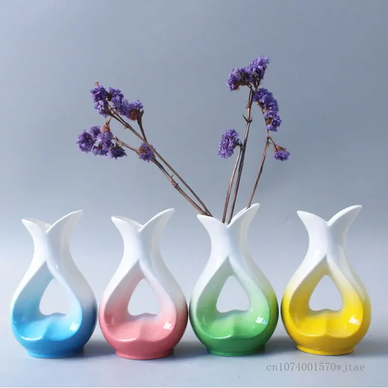 Ceramic Heart-Shaped Vase Gradual Color Creative Home Bedroom Dining Room, Living Room Decoration, Table Decoration, Flower Vase