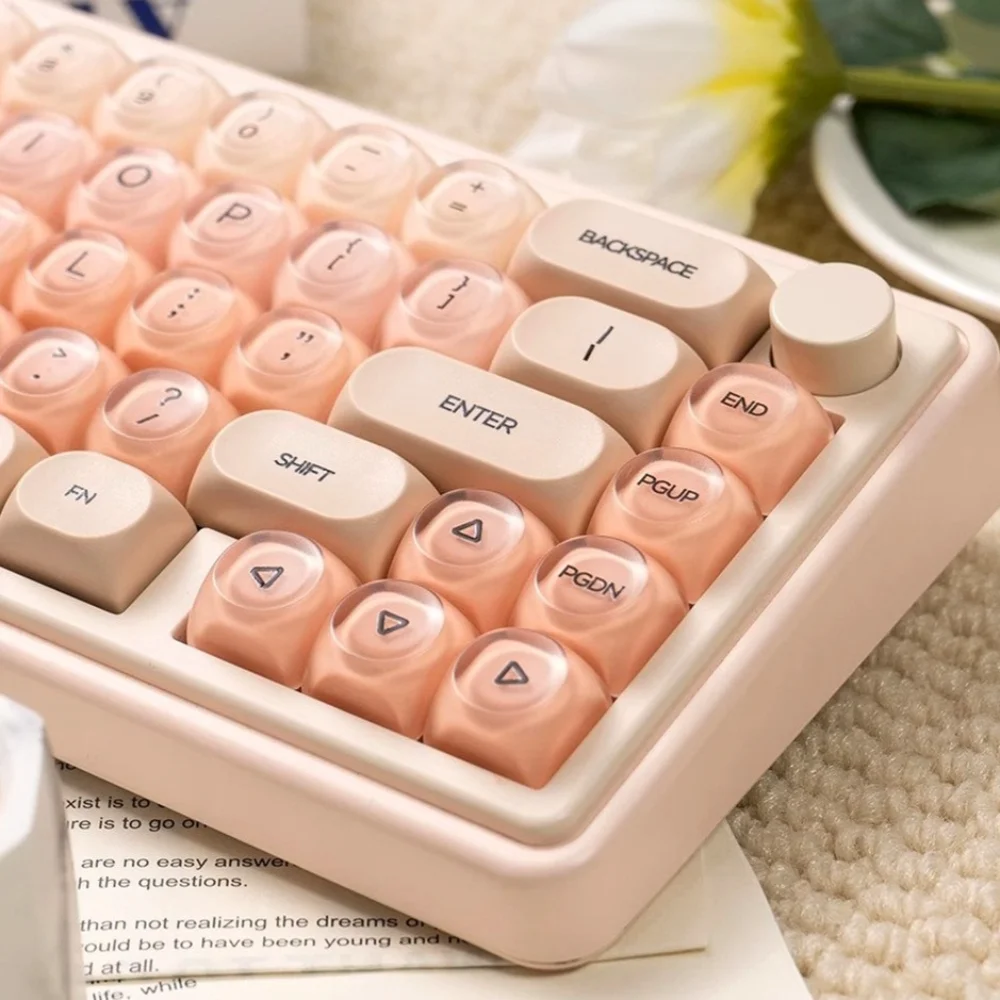 

132 Keys Pink Crystal Keycap Set PBT+PC HOA Height Translucent Adaptable To 60/64/84/98/108 Gaming Mechanical Keyboards
