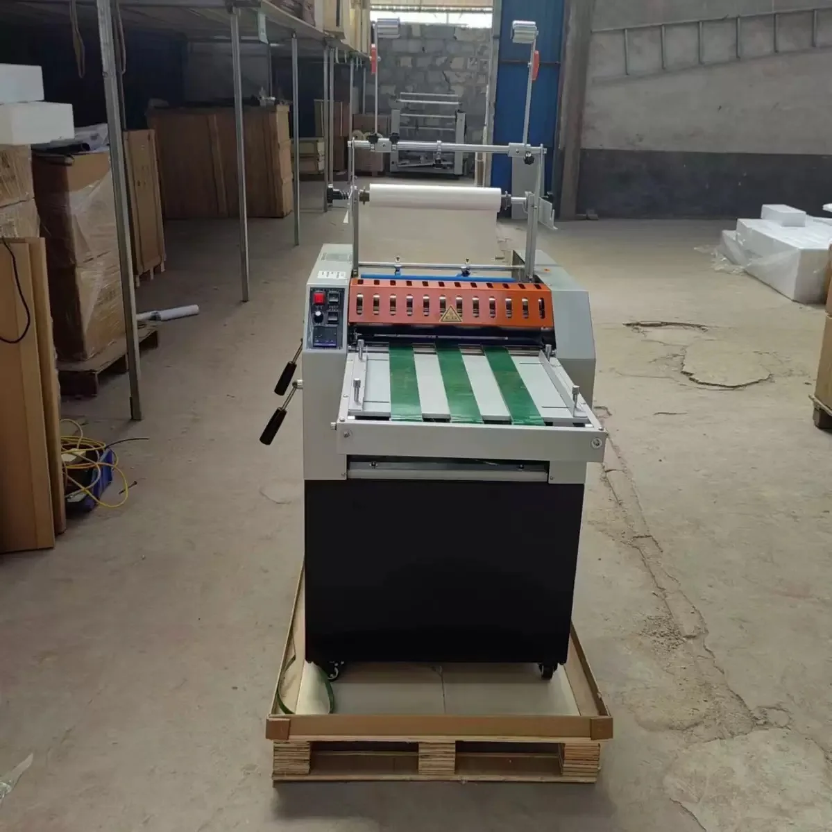 

CG8403 380mm Automatic Thermal Laminator Machine Anti-Curl Auto Breaking Double Sided Roll Laminating Machine for Print Shop