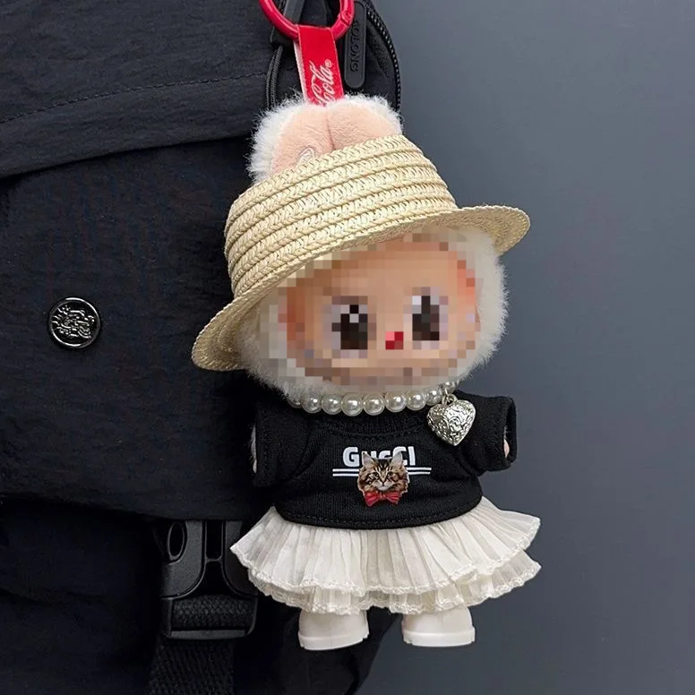 

Labubu Cute 123, сидящая и стоячая кукла 3,0, черная футболка с юбкой, комплект одевания