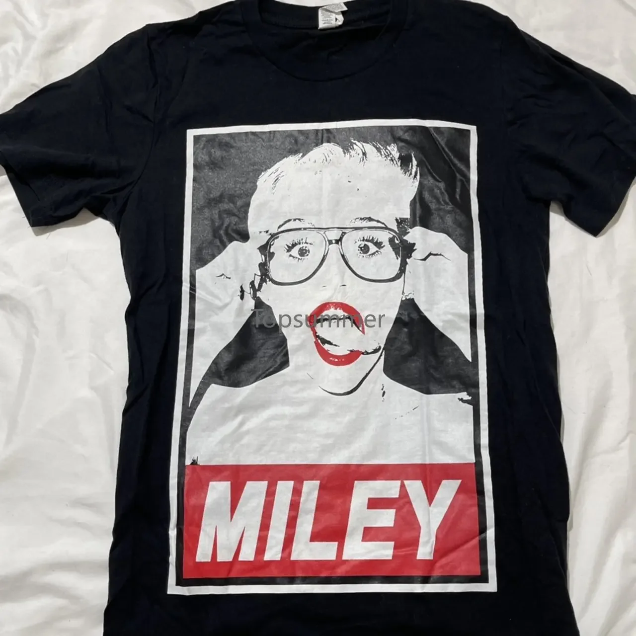 Wavydayz Miley Cyrus Tour Merch Shirt