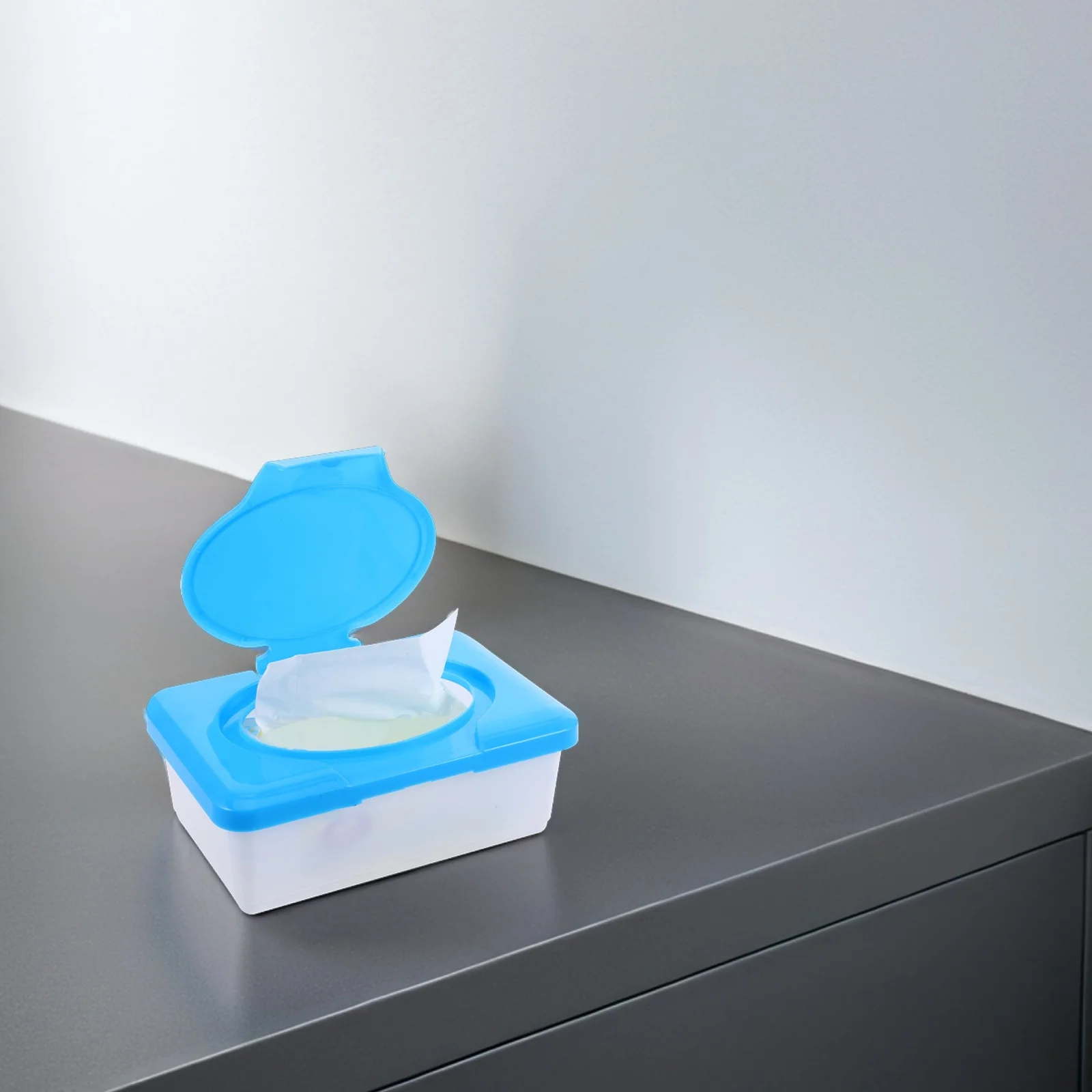 

Portable Compact Wipes Storage Container Moisture Retention Lid Baby Wipe Holder Travel Diaper Wipes Dispenser