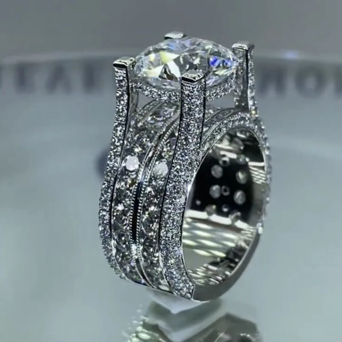 

925 Silver Plated High Carbon Diamond Engagement Ring For Women Wedding Anniversary Gift Zirconia Ring Fashion Jewelry