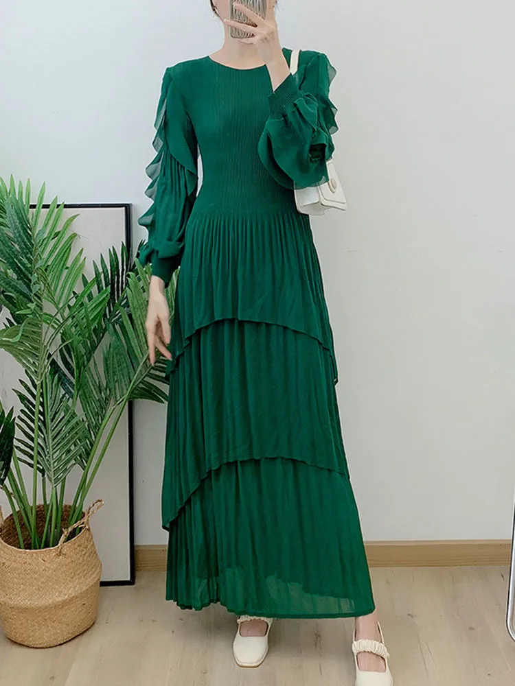 GVUW Pleated Spliced Lace Dress For Women 2024 Spring New O-neck Long Sleeve Fashion Solid Color Evening Dresses Female 2DA2616