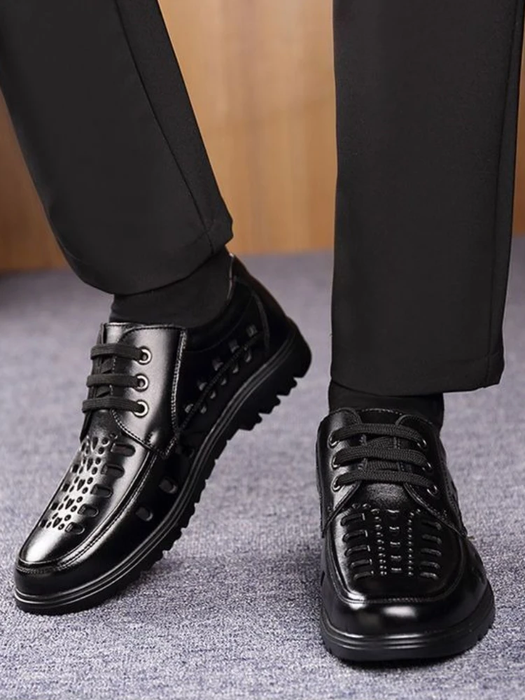 

Дышащие мужские сандалии из мягкой кожи с закрытым носком и полыми ремешками, стильные расходы в Добро пожаловать, удобная уличная мужская обувь