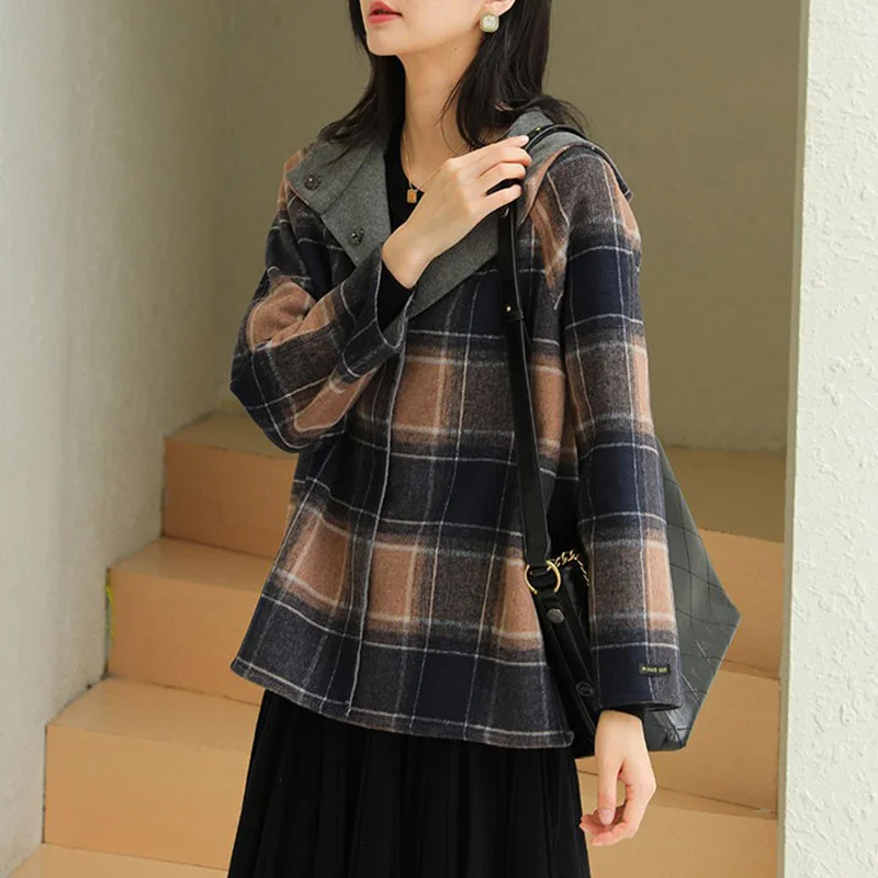 

British Plaid Double-sided Wool Coats for Women 2023 Autumn Winter Jackets Hooded Woolen Temperament Raglan Sleeves Commuting