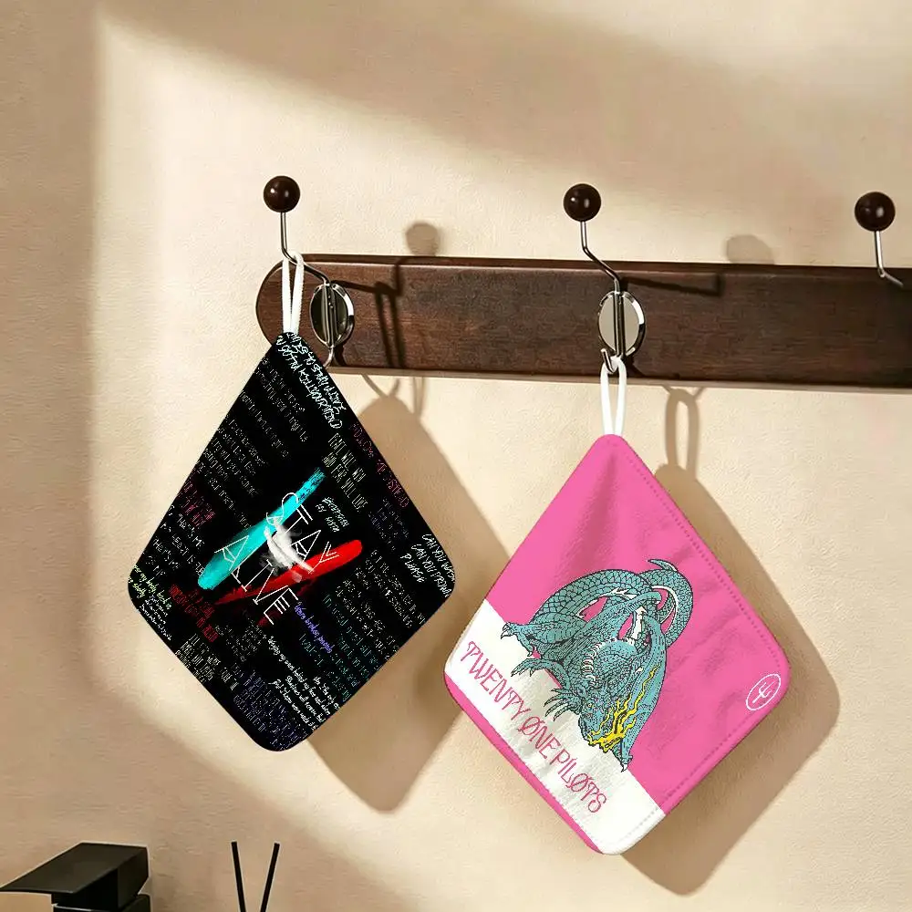 Pop Band T-Twenty One Pilots Household Hanging Towel, Polyester Cotton Hand Wiping Towel, Sturdy for Bathroom Bedroom