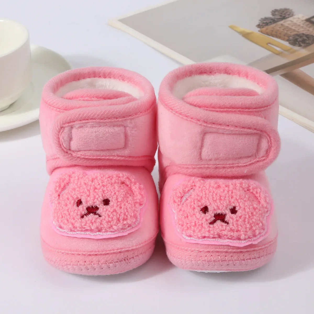 Urso bonito sapatos de bebê dos desenhos animados botas de neve sola macia para infantil menino menina outono inverno quente engrossar pelúcia crianças primeiros caminhantes 0-18m