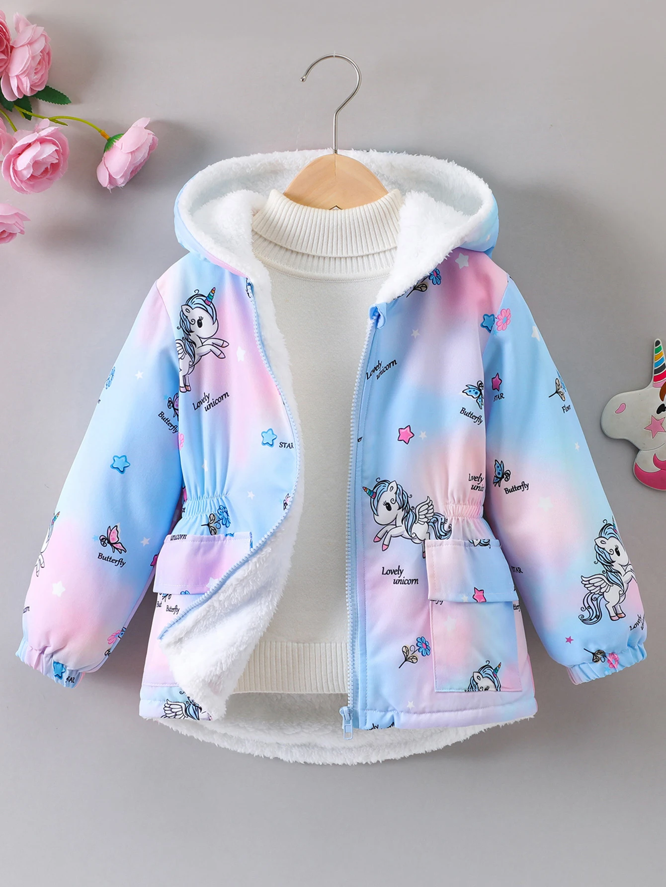 Cappotto cardigan con cerniera interna in peluche spesso morbido e confortevole con stampa digitale del fumetto di moda autunno e inverno delle