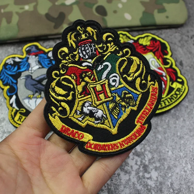 Four Major College Emblem Embroidered Patches Snake Eagle Badger Lion Hook and loop Patches Tactical Backpack Iron-on Stickers