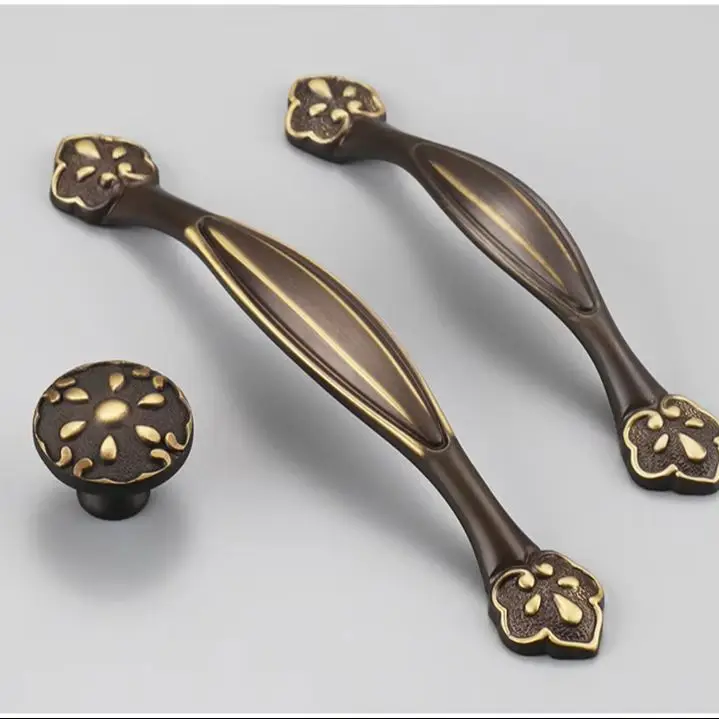 Retro 10PCS Solid Brass Antique Furniture Pulls Handles Drawer Knobs Cupboard Wardrobe Kitchen Shoe TV Wine Cabinet Pulls Knobs
