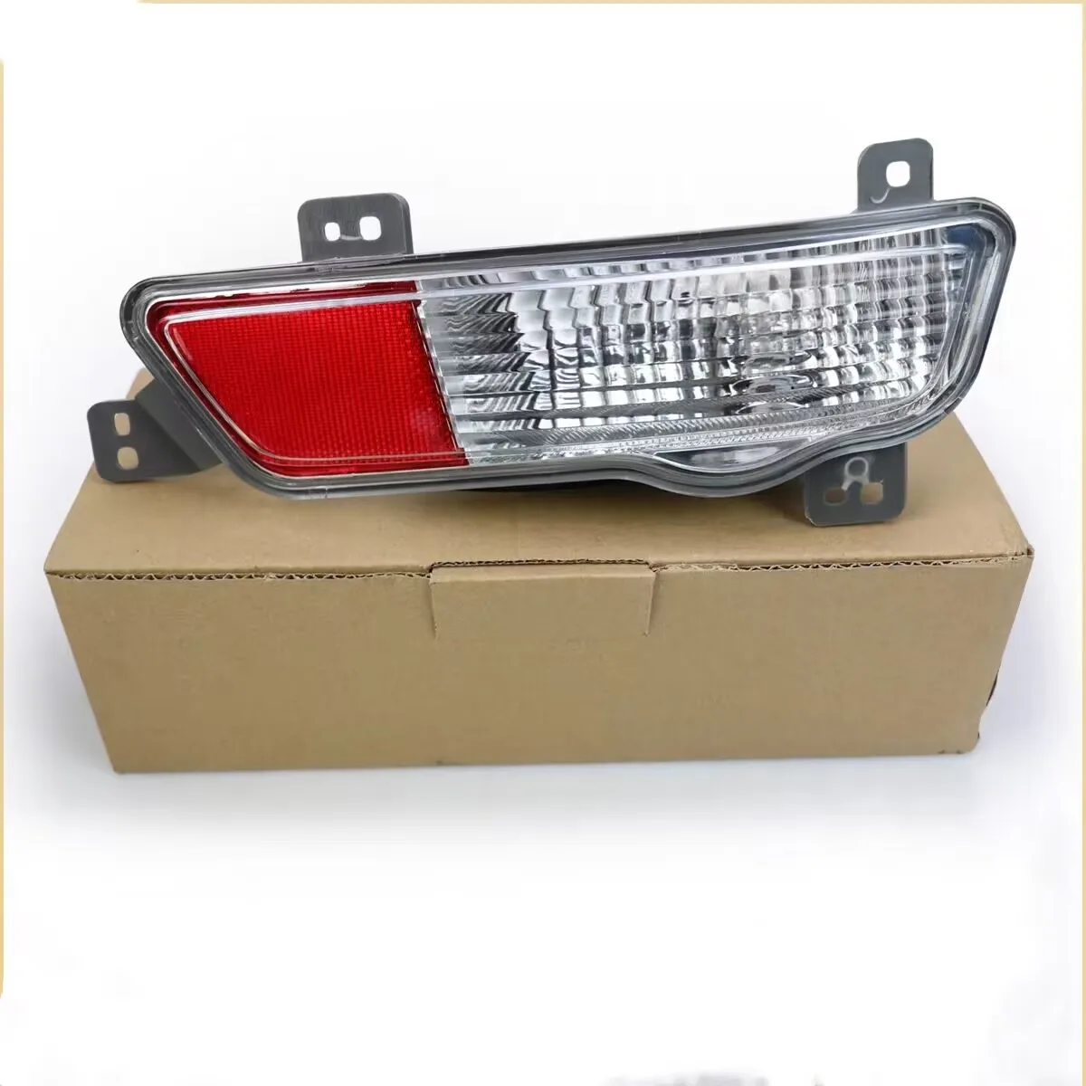Auto parts High quality 1 pcs Car Rear Fog Lights Rear Bumper Reflector Lamp For Chevrolet Cruze Hatchback 2009-2016