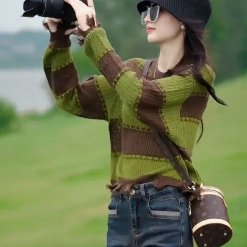 

Contrast Color Long-sleeved Pullover Women's Sweater Casual Round Neck Fashion Top