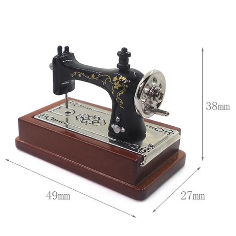 1pc Random 1:12 Dollhouse Miniature Vintage Sewing Machine Model Furniture Accessories Family retro collection ornaments