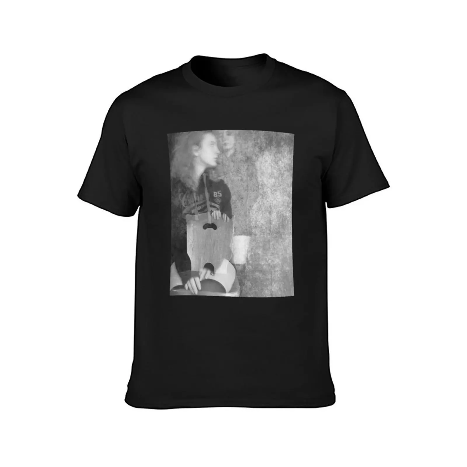 Black and white photography: surrealistic self-portrait T-Shirt customizeds new edition men t shirts