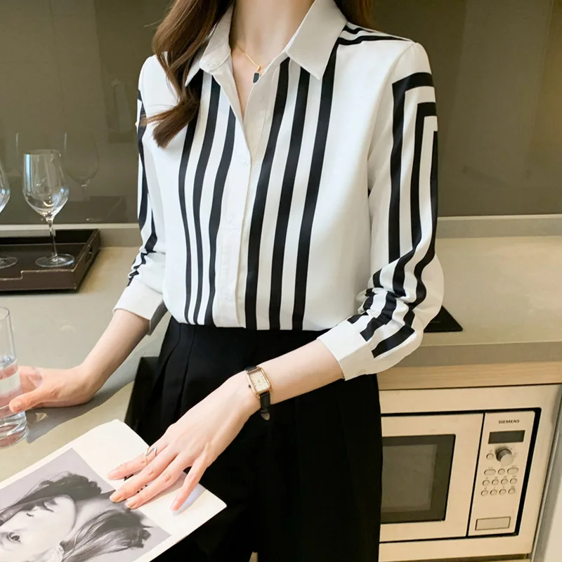 Women Black Striped Fashion Chiffon Shirt Elegant Casual Loose All-match Blouse Office Lady Simple Tops Button Vintage Shirts