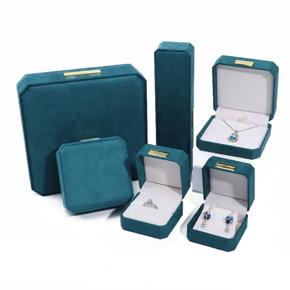 

Emerald Velvet Jewelry Boxes Octagonal Luxury Jewelry Storage Case Bracelet Necklace Dustproof Jewelry Display Holder Bracelet