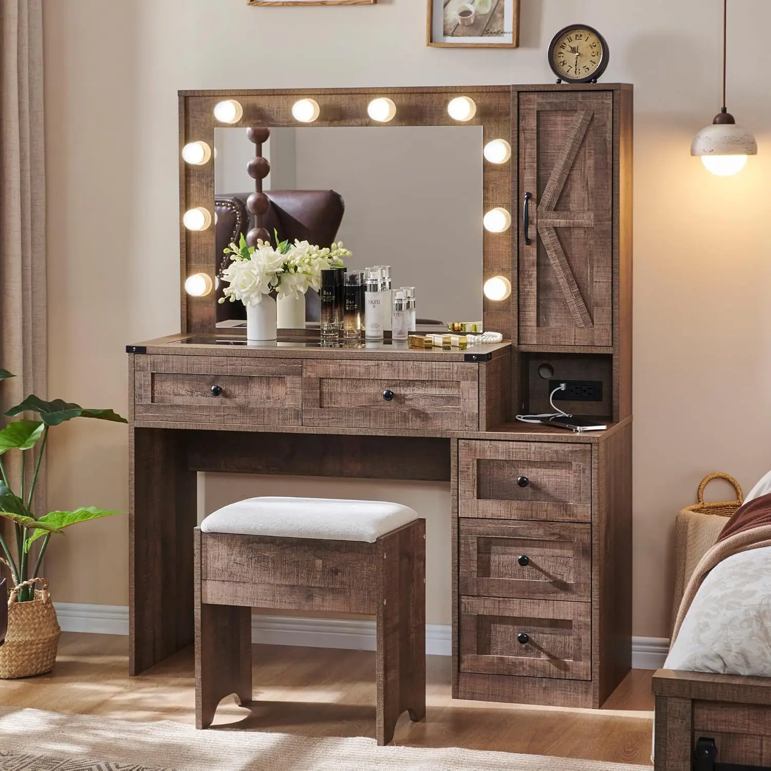 

Farmhouse light brown dresser with charging station, wide dresser with lighted mirror and makeup drawer, suitable for bedroom