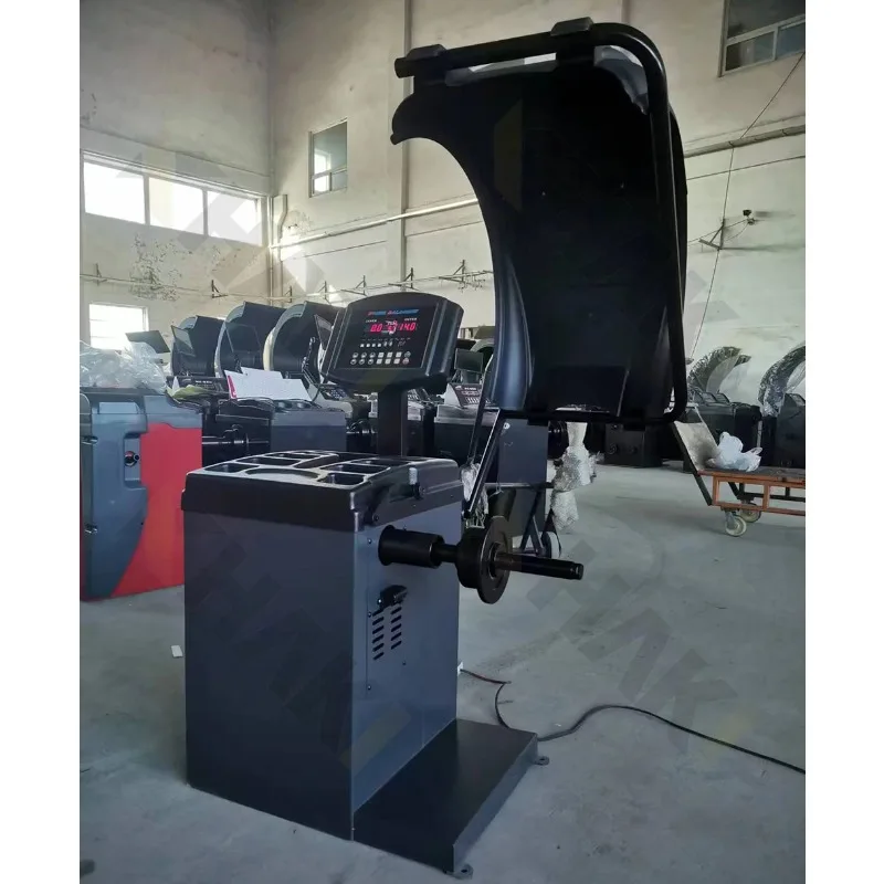 고품질 트럭 휠 밸런서 컴퓨터화된 타이어 밸런스 기계 경쟁력 있는 가격 휠 얼라인먼트 기능 포함