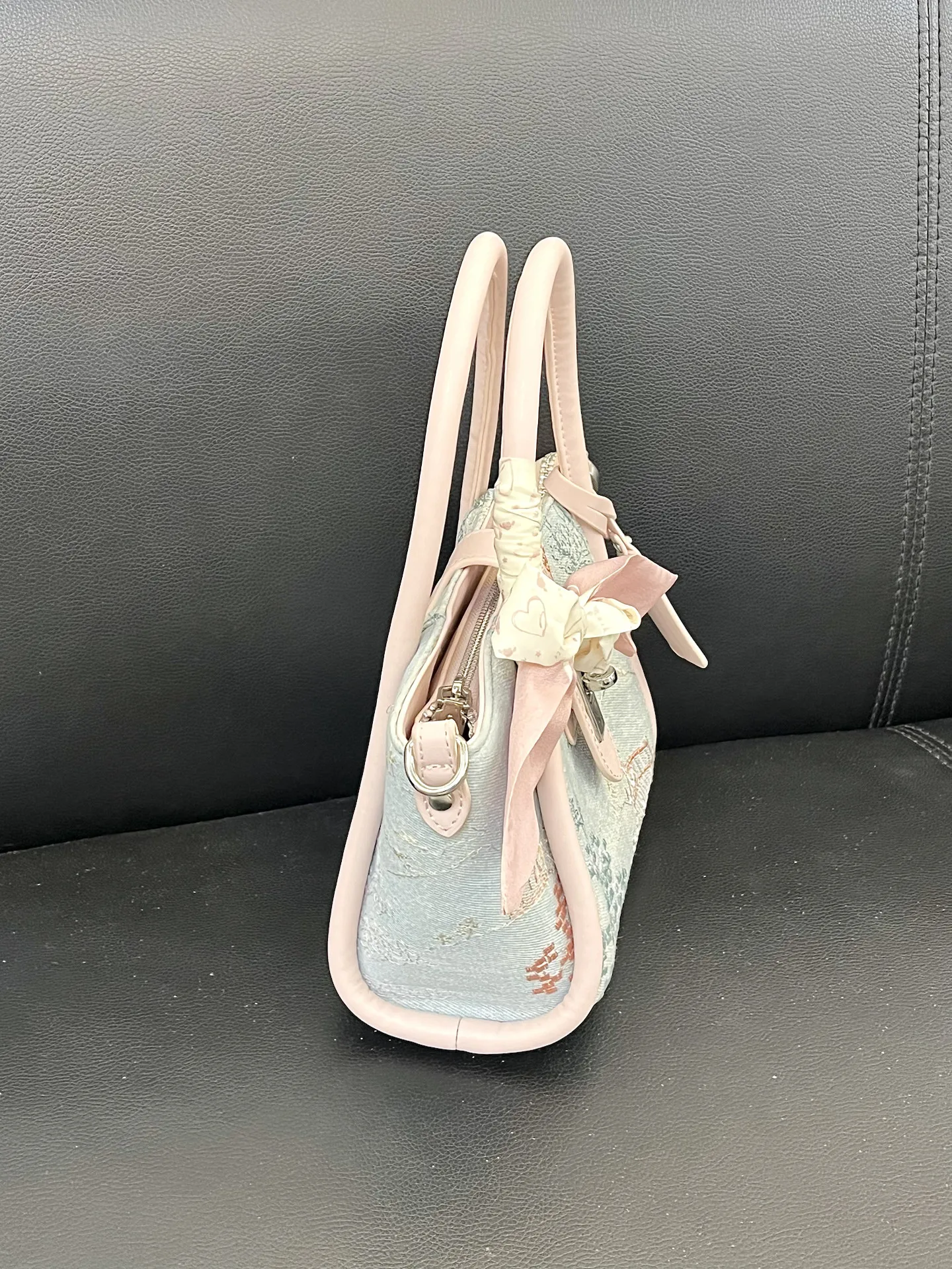 elegante-bolso-de-mano-con-nudo-de-panuelo-de-seda-bordado-estilo-retro-para-mujer-bolso-tipo-cesta-de-estilo-chino-nuevo-c