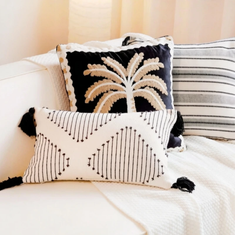 Decorative Pillow Covers with Ethnic Style Tassel Edge 30x50 45x45cm Black White Geometric Pattern Cushion Cases for Home Sofa