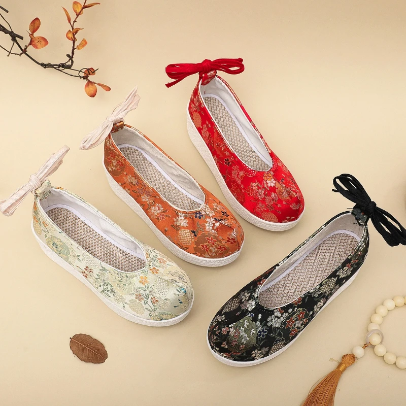 5cm Flower Upturned Toe Hanfu Shoes Women Performance Shooting National Style Ancient Elegant Stage Embroidered Cloth Shoes