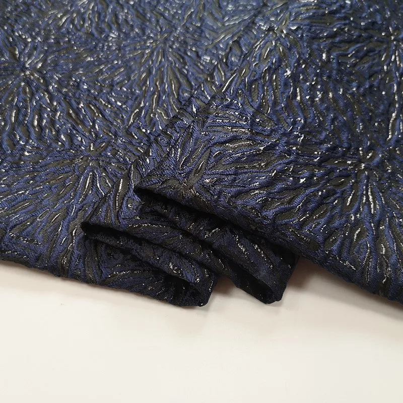 

Dark-patterned firework relief jacquard fabric for dress and suit clothing