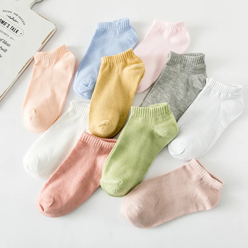 10 Pairs of Random Women's Solid Color Spring and Autumn Versatile Casual Boat Socks, Breathable and High Aesthetic Value