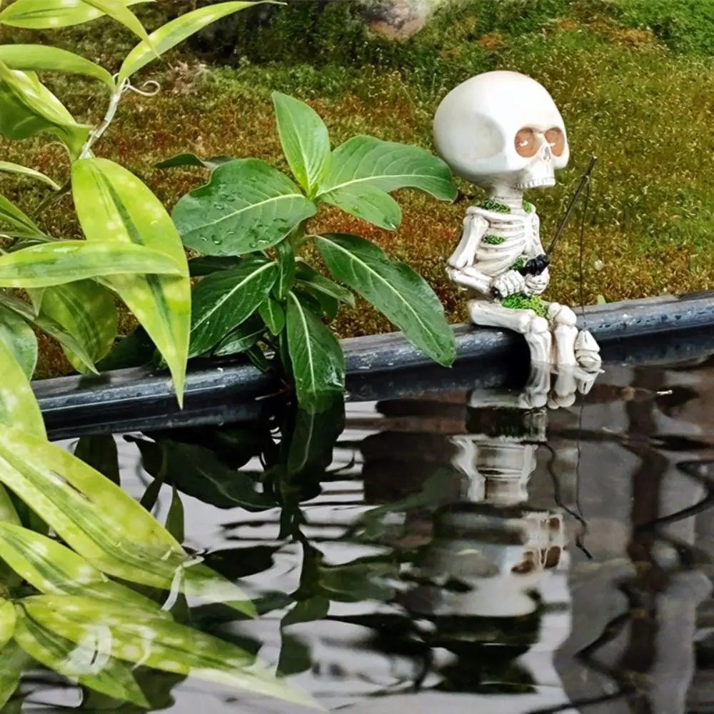 

Creative Resin Fishing Skull Ornament Courtyard Terrarium Garden Accessories Garden Skeleton Fishing Statue Resin Craft