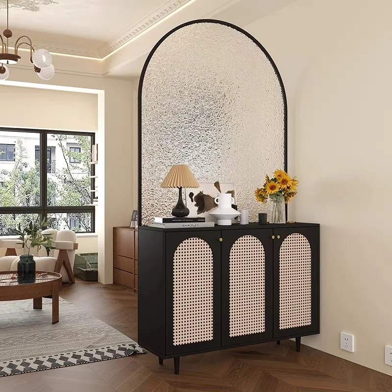 Scarpiera da ingresso retrò francese, scarpiera divisoria in rattan con schermo per la casa in vetro medievale integrato