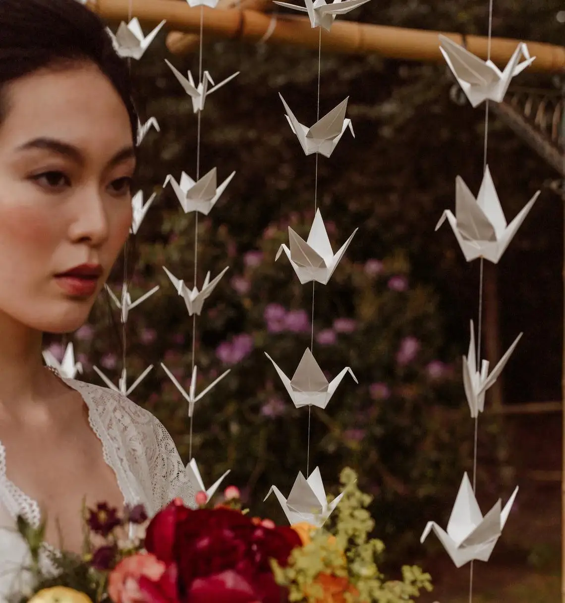 White Premade Origami Paper Cranes Garlands For Wedding Party Origami Doves For Valentine\'s Day Engagement Party Decorations