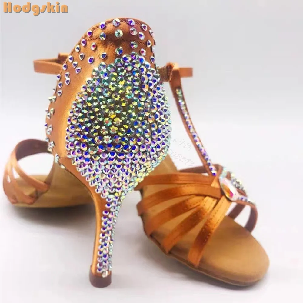 Sandálias stilettos de cristal colorido, bico redondo, fivela, tiras cruzadas, sapatos de dança latina, mulheres, capa traseira, strass, novo 2025