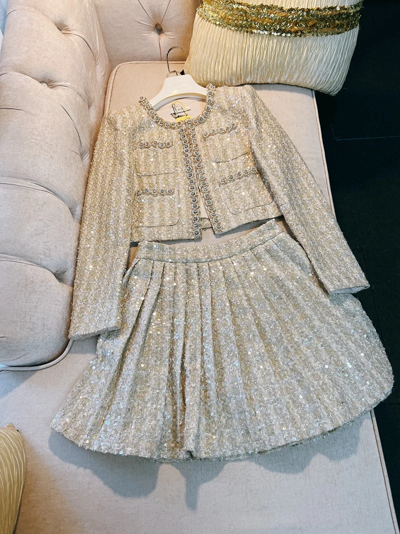 lingzhiwusis French Golden Sequins Top Pleated Skirt Suit Ladies Set 2024 Champagne Twinset New Arrival