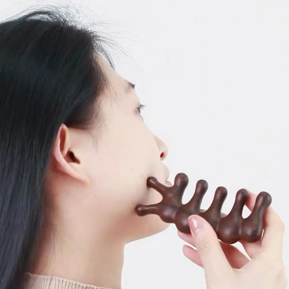 

Wooden Wide Tooth Massage Comb Scalp Massager Scalp Care Tool for Acupoint Relaxation Hair Care Portable Lightweight