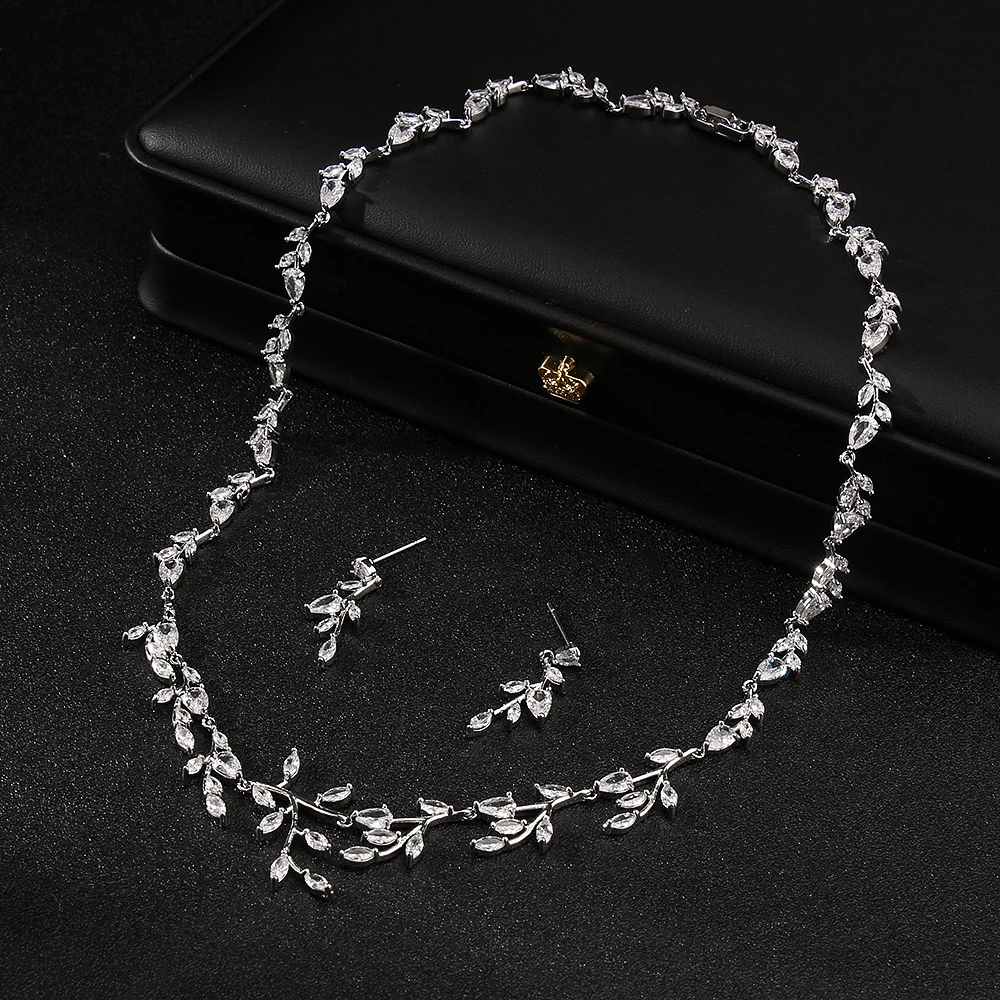 Emmaya Fashion Statement Noble Earring And Necklace Female Cool Zirconia Jewelry Set New Trend Banquet Jewelry Set Elegant Gift