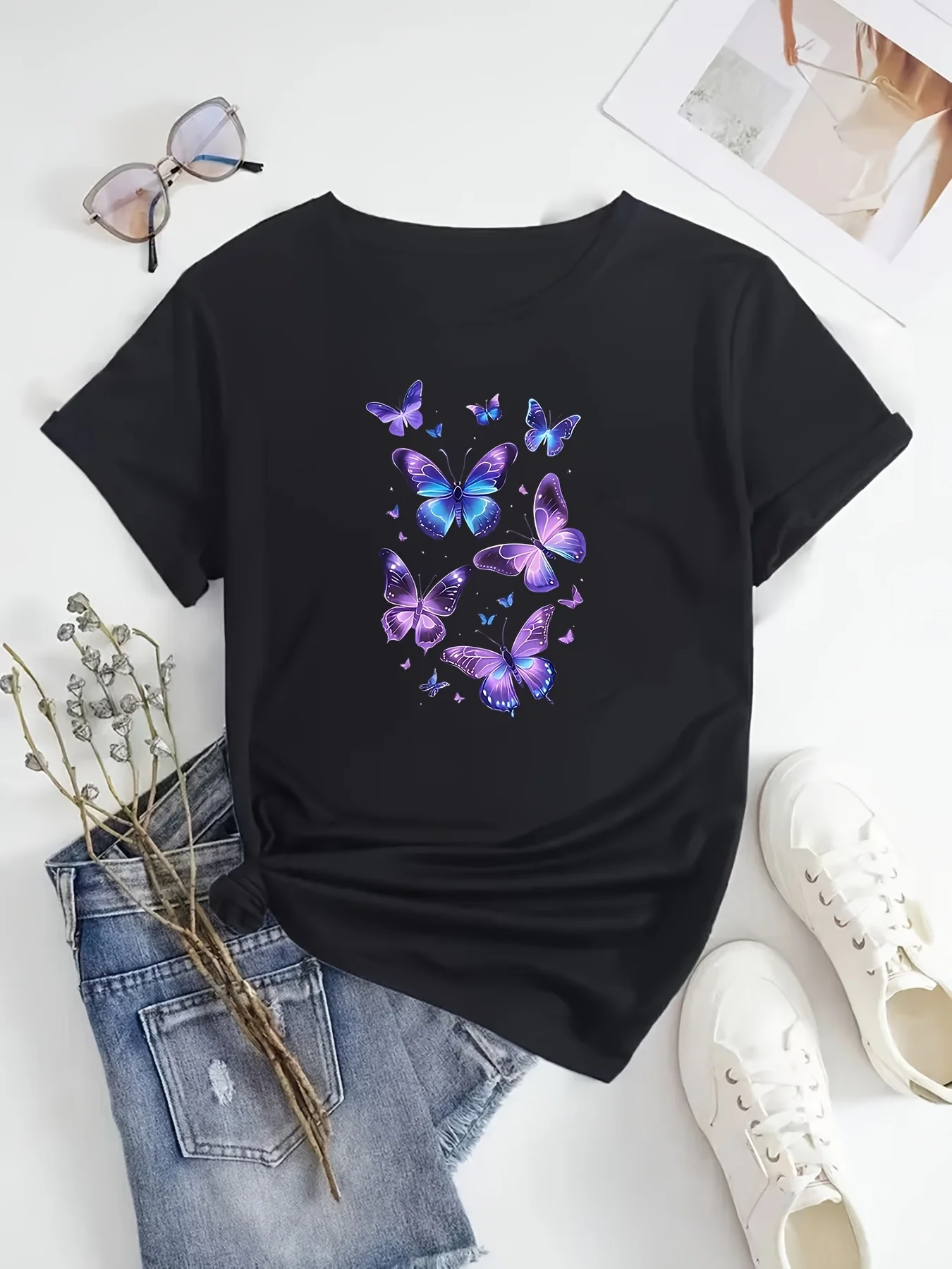 Aliexpress Women's Sports Butterfly Print Short-Sleeve T-Shirt, Stretchy Comfortable Crewneck Top, Suitable for Gym, Training and Casual Wear, Machine-Washable All-Season Activewear with Opaque Fabric - Aliexpress Deal